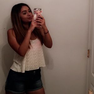 Meet your Posher, Alexis